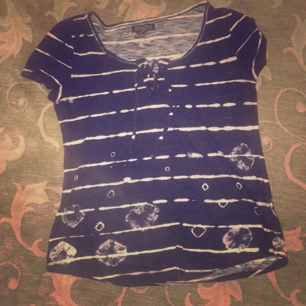 Navy Blue Striped Lucky Brand T-Shirt 🍀